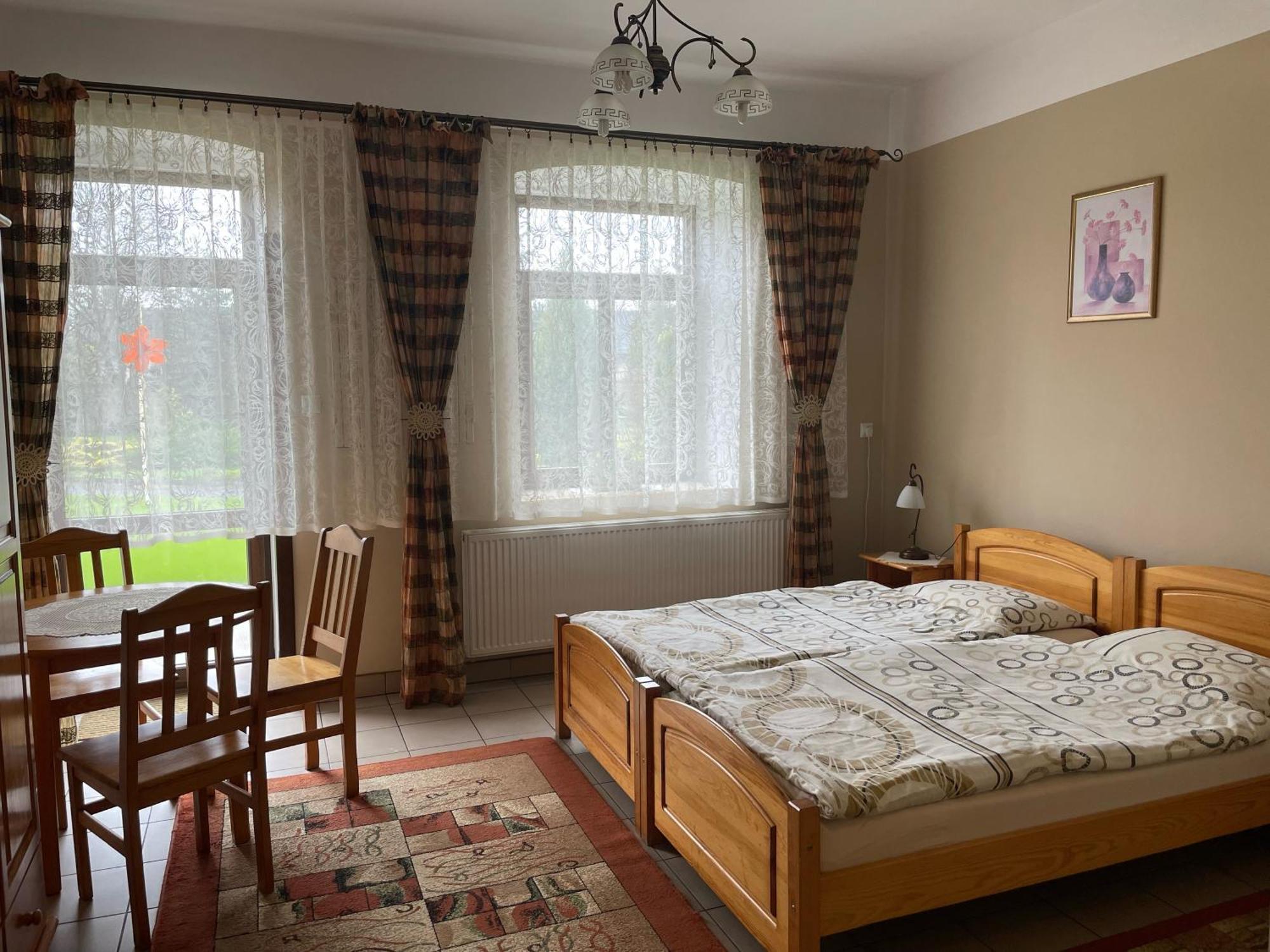 Jurajka Hotel Zarki ภายนอก รูปภาพ
